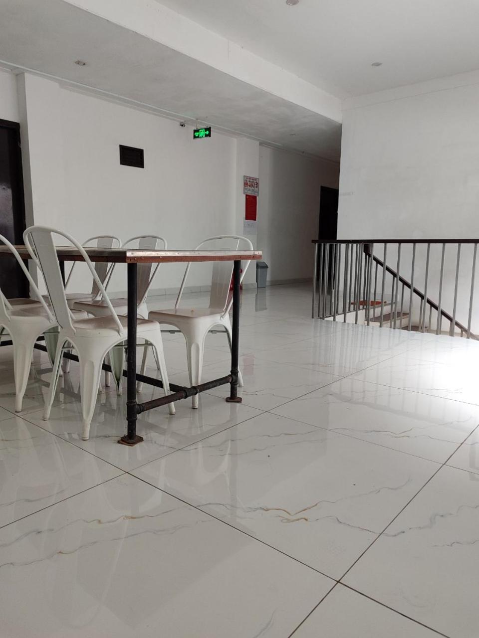 Nha Khach Ken Hotel Ca Mau Exterior photo